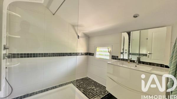 Immeuble à vendre 315 m² Le Tampon