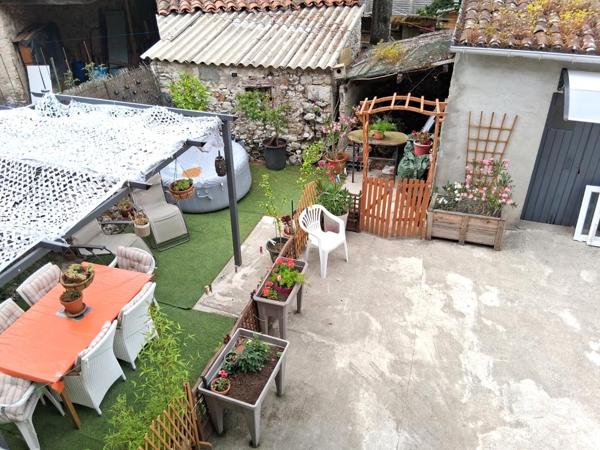 Maison de village rénovée