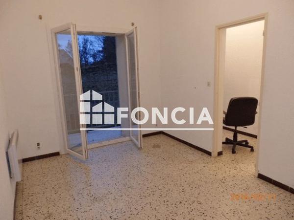 Location Appartement 3 pièces 49.9 m² - 24 AVENUE GASTON CABRIER Salon De Provence 13300