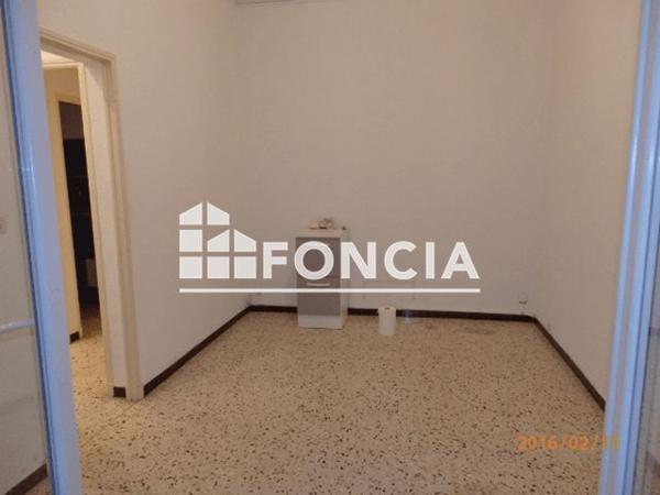 Location Appartement 3 pièces 49.9 m² - 24 AVENUE GASTON CABRIER Salon De Provence 13300