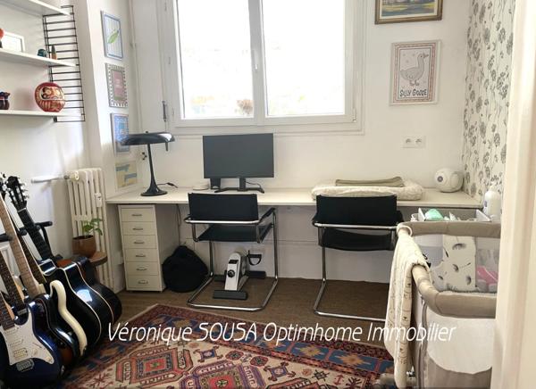 Coup de cœur au centre-ville – 2/3 pièces avec extérieur et parking