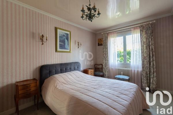 Maison à vendre 10 pièces 238 m² La Celle-Saint-Cloud