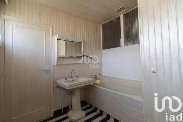 Maison à vendre 10 pièces 238 m² La Celle-Saint-Cloud