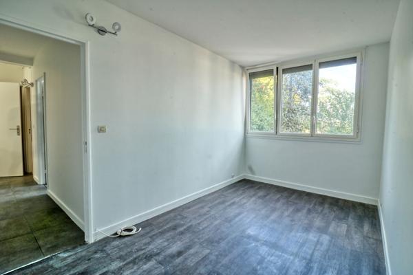 Appartement Fresnes 5 pièce(s) 2 chambres + bureau - RÉNOVATION ÉNERGÉTIQUE VOTÉE