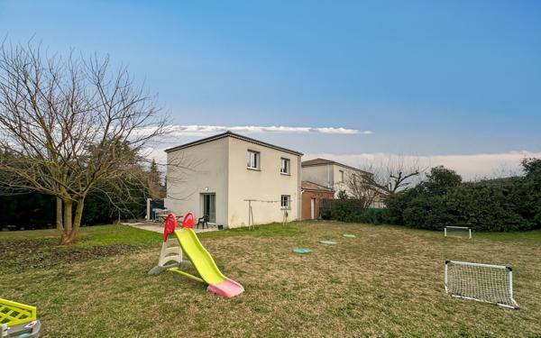 Maison à vendre    4 pièces • 90 m2 Saint-Donat-sur-l'Herbasse