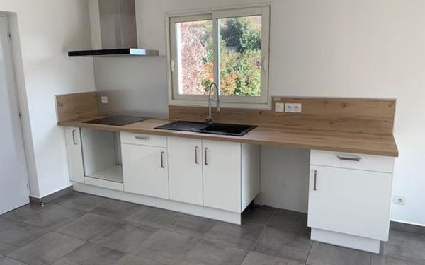 Maison à vendre    4 pièces • 90 m2 Saint-Donat-sur-l'Herbasse