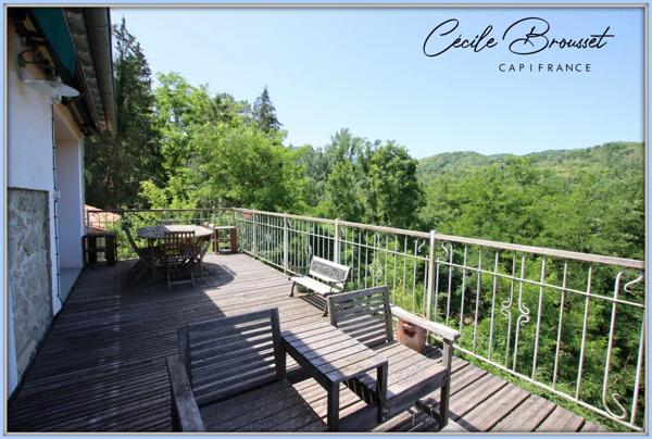 Maison de campagne avec accès privé à la rivière SAINT LAURENT DE CERDANS (66260)