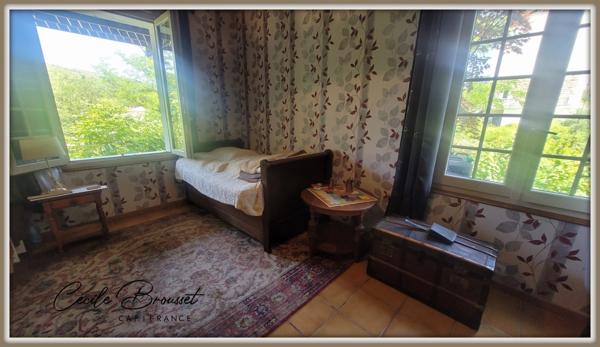 Maison de campagne avec accès privé à la rivière SAINT LAURENT DE CERDANS (66260)