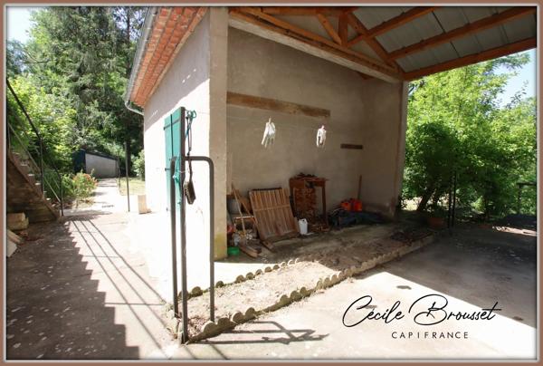 Maison de campagne avec accès privé à la rivière SAINT LAURENT DE CERDANS (66260)