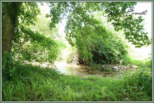 Maison de campagne avec accès privé à la rivière SAINT LAURENT DE CERDANS (66260)