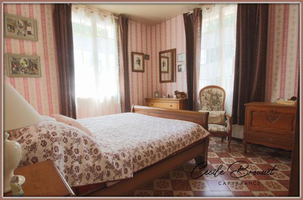 Maison de campagne avec accès privé à la rivière SAINT LAURENT DE CERDANS (66260)
