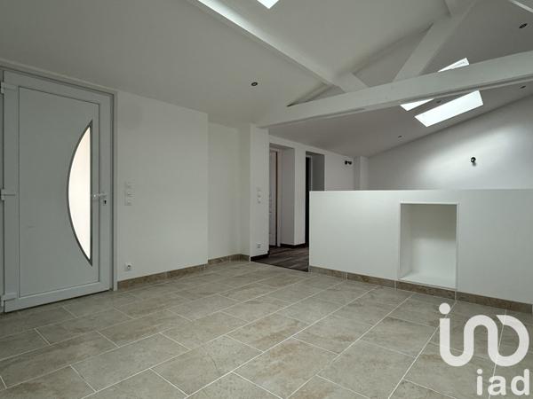 Maison à vendre 5 pièces 145 m² Saint-Germain-de-Lusignan