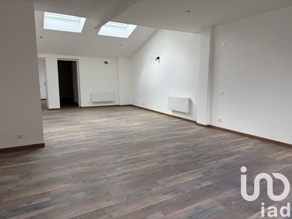 Maison à vendre 5 pièces 145 m² Saint-Germain-de-Lusignan