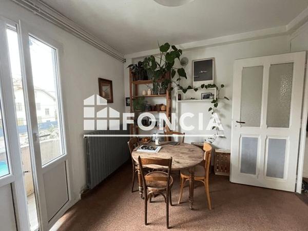 Location Studio 36.4 m² - 12 RUE EMILE ZOLA Ambilly 74100