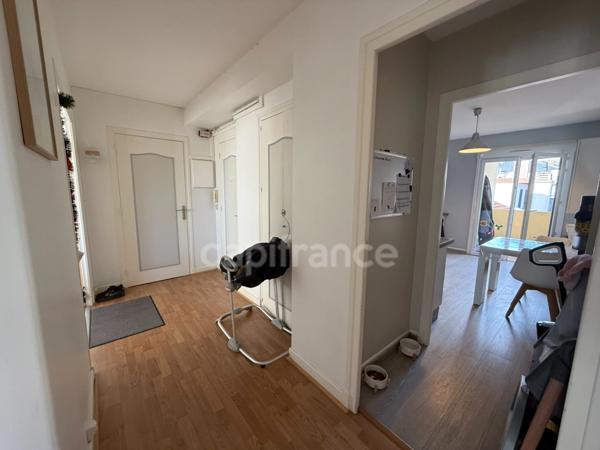 Appartement T4 dans résidence avec ascenseur