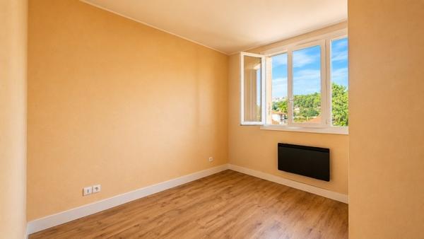 Appartement 129 000 € Bourgoin-Jallieu 3 p 51 m² DPE D