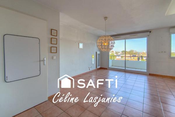 À vendre – T2 lumineux avec balcon, parking et piscine, côté Bordeaux