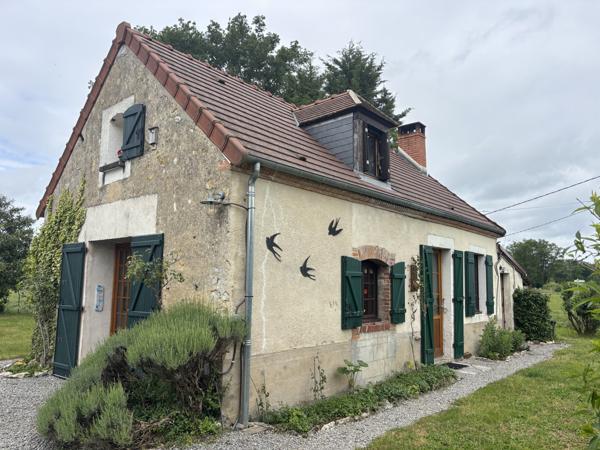 Neuvy-le-Barrois - Maison authentique avec un terrain de 2 330 m² dans un cadre rural paisible Neuvy-le-Barrois (18600)