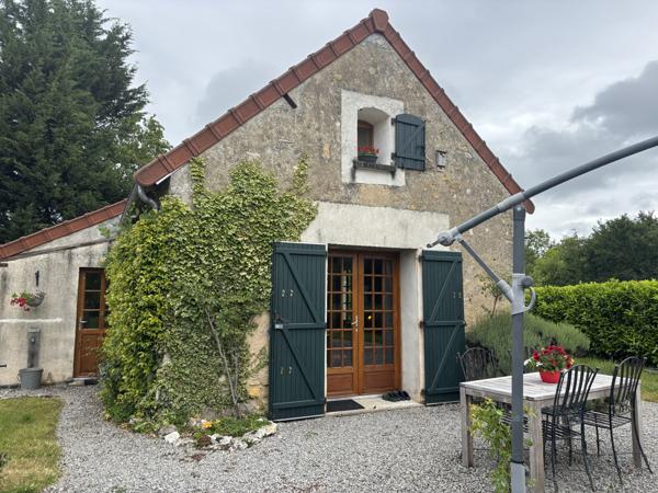 Neuvy-le-Barrois - Maison authentique avec un terrain de 2 330 m² dans un cadre rural paisible Neuvy-le-Barrois (18600)