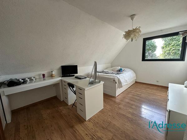 Maison de 192 m² avec 6 chambres - GARAGE double et DEPENDANCE