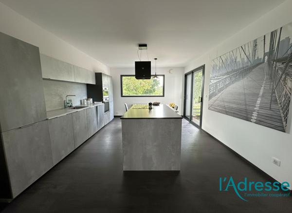 Maison de 192 m² avec 6 chambres - GARAGE double et DEPENDANCE