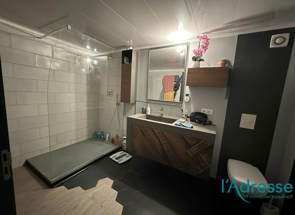 Maison de 192 m² avec 6 chambres - GARAGE double et DEPENDANCE
