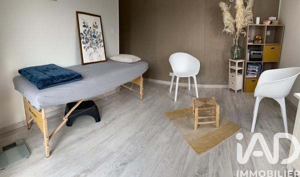 Maison à vendre 5 pièces 206 m² Saint-Pierre-du-Mont