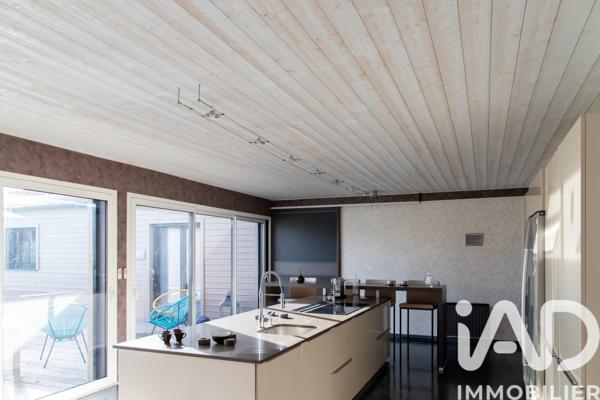 Maison à vendre 5 pièces 206 m² Saint-Pierre-du-Mont