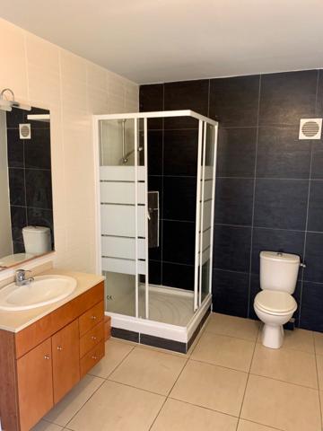 Beau F2 à Moufia Sainte-Clotilde loué