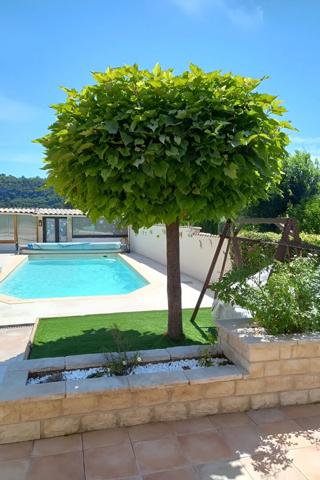 VILLA TYPE 5 TERRASSE PISCINE JARDIN PARKING