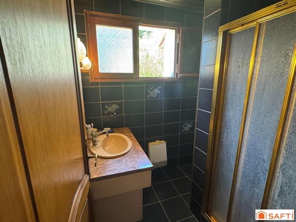 Varennes-en-Argonne – Maison 6 pièces, 2 garages