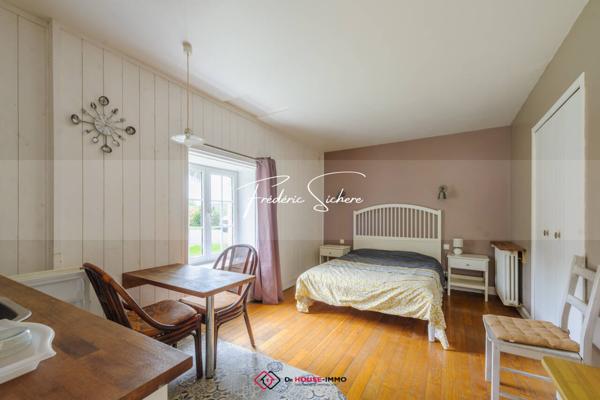 Maison à vendre 10 pièces de 495 m²