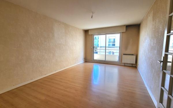 Appartement à vendre    3 pièces • 72 m2 Limoges