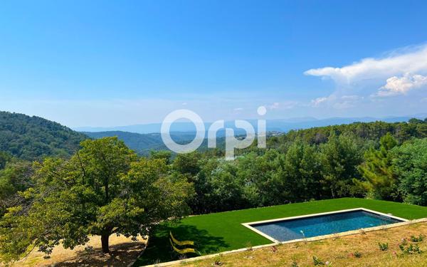 Maison à vendre    6 pièces • 194,05 m2 Mandelieu-la-Napoule