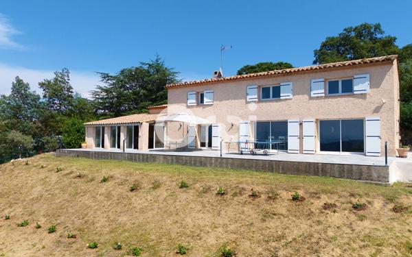 Maison à vendre    6 pièces • 194,05 m2 Mandelieu-la-Napoule