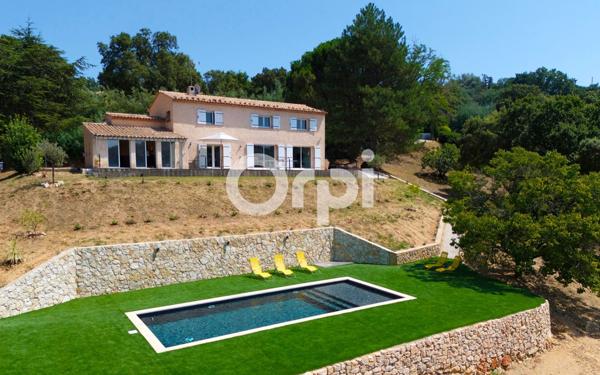 Maison à vendre    6 pièces • 194,05 m2 Mandelieu-la-Napoule