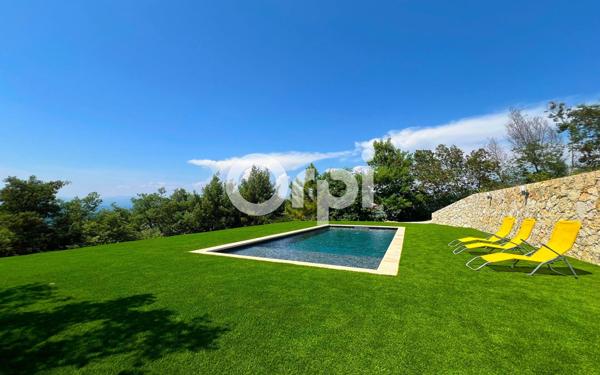 Maison à vendre    6 pièces • 194,05 m2 Mandelieu-la-Napoule