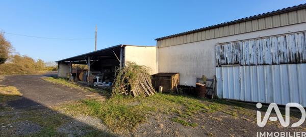 Maison à vendre 7 pièces 175 m² Saint-Jean-d'Angély