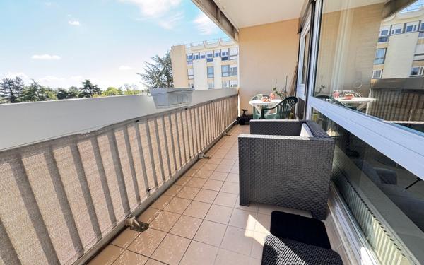 Appartement à vendre    5 pièces • 95 m2 Élancourt