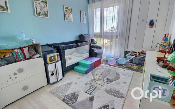 Appartement à vendre    5 pièces • 95 m2 Élancourt