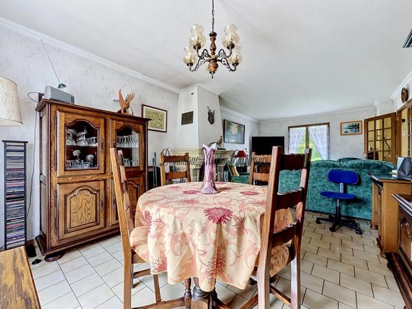 TREHET (41)-Maison de plain pied à vendre-86m²- 4 pièces - garage, terrasse, barbecue, jardin de 1025m²