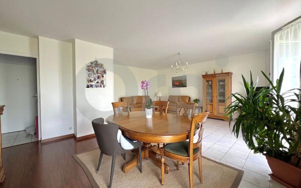 Appartement à vendre    4 pièces •  Noiseau