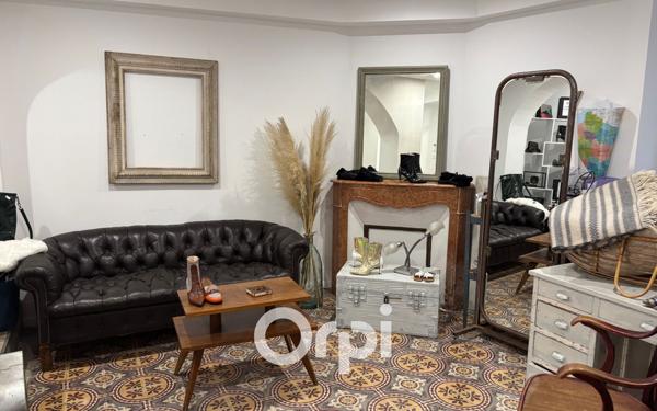 Appartement à vendre    2 pièces • 74 m2 Roquevaire