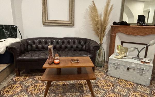 Appartement à vendre    2 pièces • 74 m2 Roquevaire