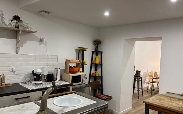 Appartement à vendre    2 pièces • 74 m2 Roquevaire