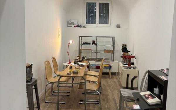 Appartement à vendre    2 pièces • 74 m2 Roquevaire