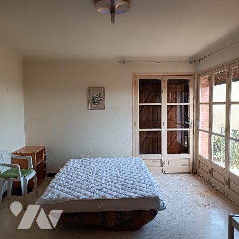 maison individuelle de 3 pièces principales sur  1781 m² de terrain