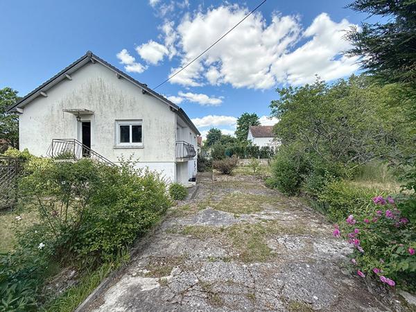 Maison à Meaux - POSSIBILITE DE DIVISION DE TERRAINS - proche commerces et écoles - 3 chambres - sous-sol total et grenier aménageable