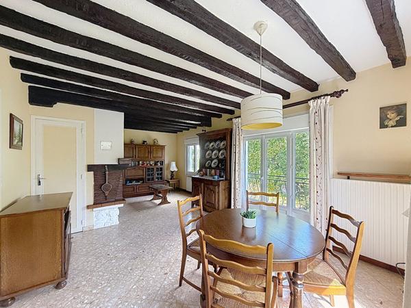 Maison à Meaux - POSSIBILITE DE DIVISION DE TERRAINS - proche commerces et écoles - 3 chambres - sous-sol total et grenier aménageable