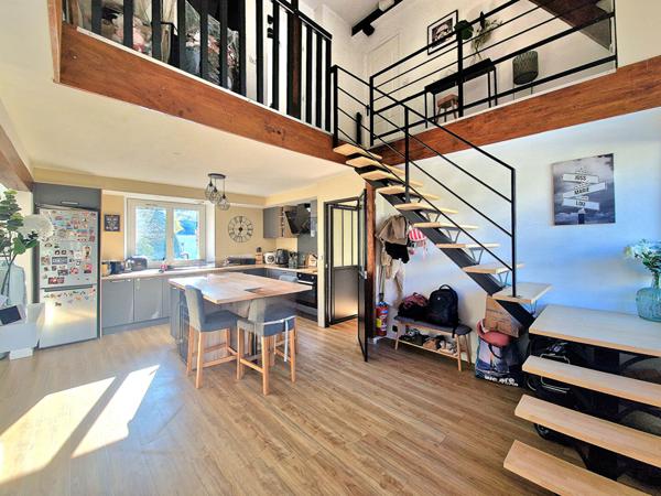 Maison Chateauneuf Sur Sarthe 6 pièce(s) 130 m2